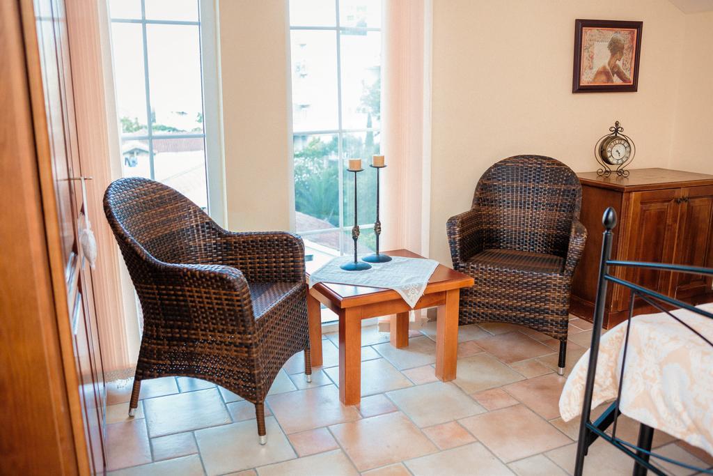 Damonte - Apartments And Rooms Budva Exterior photo