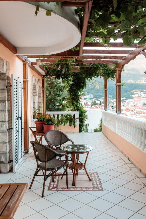 Damonte - Apartments And Rooms Budva Exterior photo