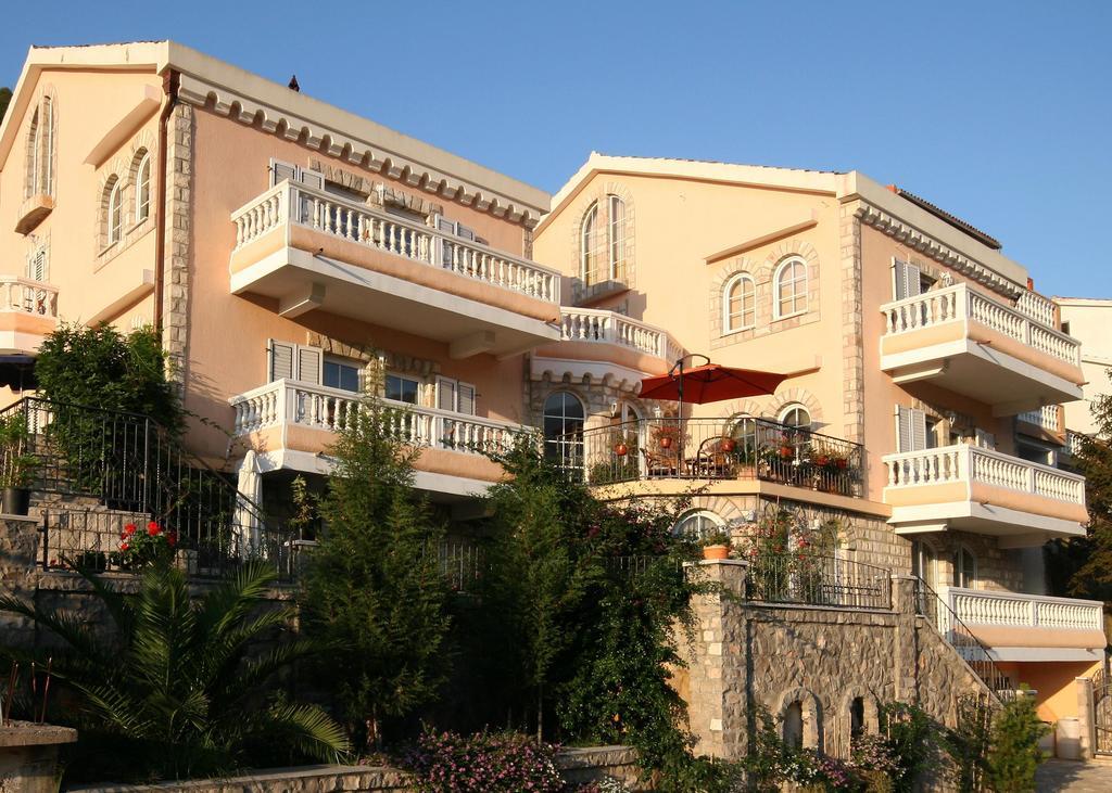 Damonte - Apartments And Rooms Budva Exterior photo
