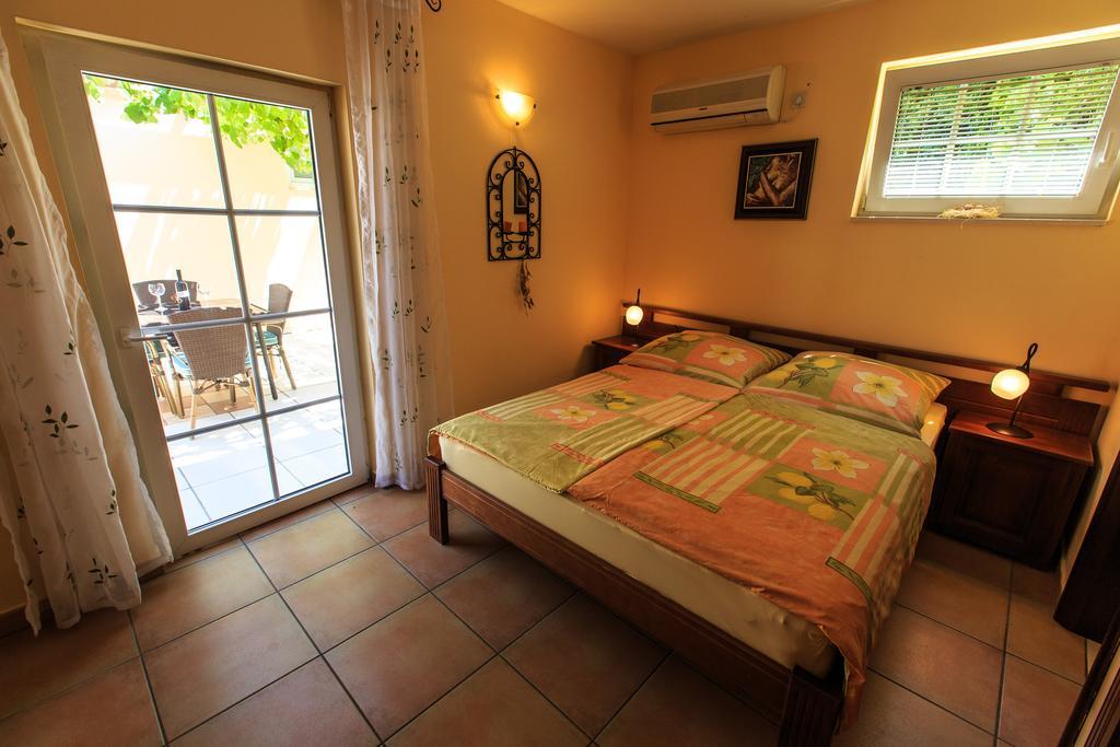 Damonte - Apartments And Rooms Budva Exterior photo