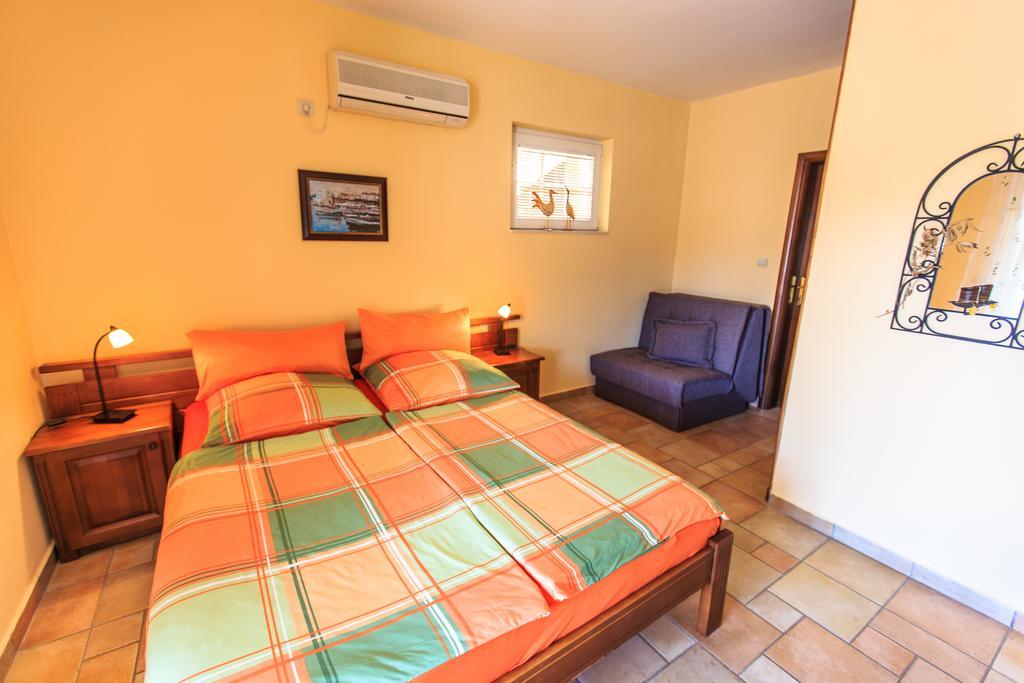 Damonte - Apartments And Rooms Budva Exterior photo
